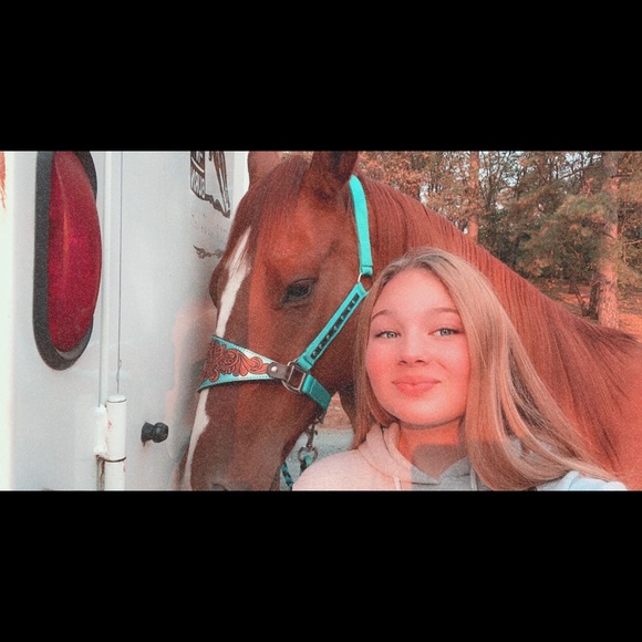 Meet your Posher, Jada - Picture 1 of 1